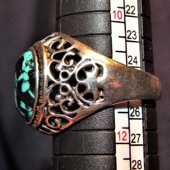 Size 11 Faux Turquoise Ring - Picture 4 of 4